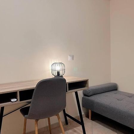 Charming 2Bedroom Apartment With Parking Atina Dış mekan fotoğraf
